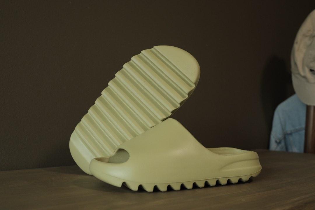 yeezy slide resin on feet