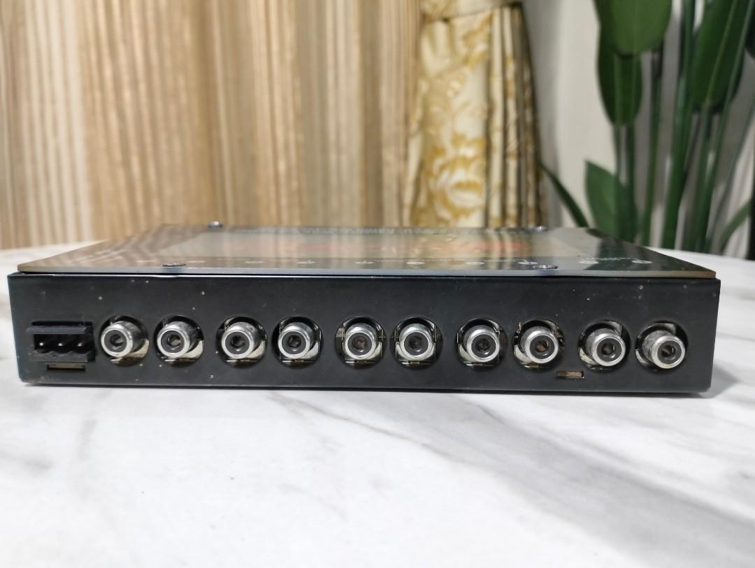 0043. Car Preamplifier and power amplifier combo automotive car sound