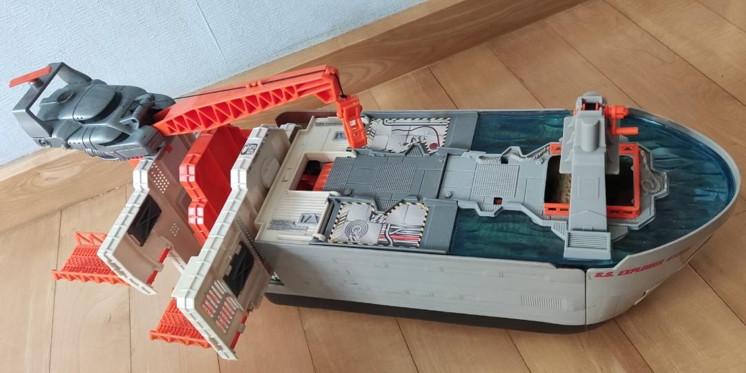 1999 Mattel matchbox deep sea explorer ship play set