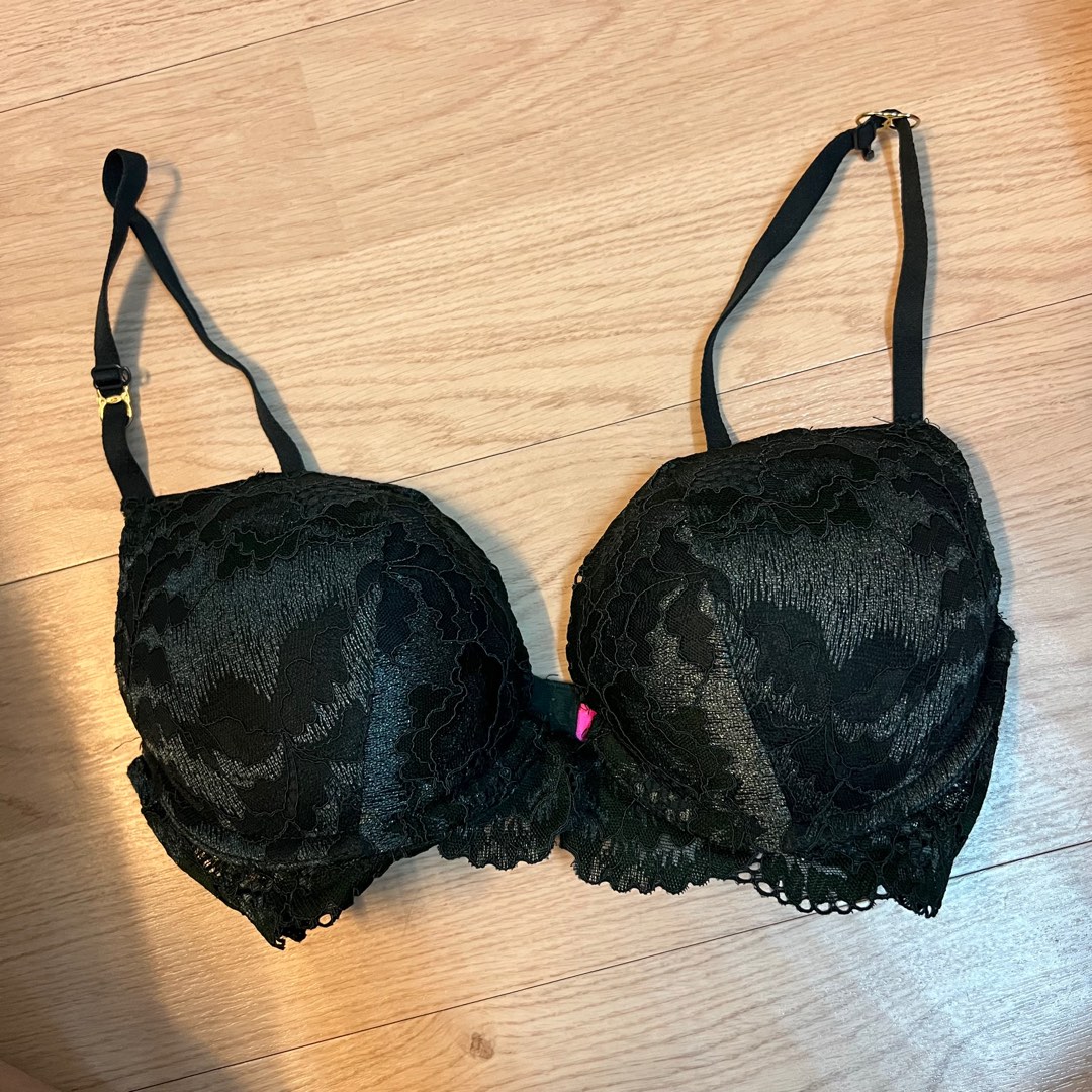 La Senza Malaysia - Beyond Sexy bra, gel padded for natural sexy cleavage.  #NEED 💣💞 In new styles, feeling the Summer Vibes! Get 1 FREE bra w/ any  bra purchase when you