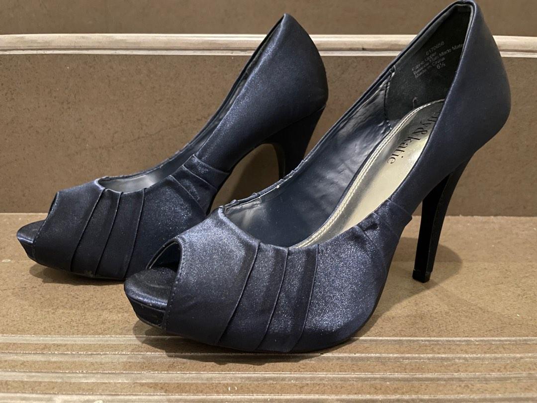 New* Kelly \u0026 Katie blue heels 