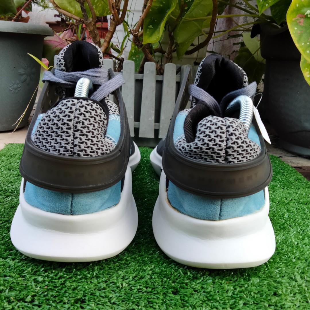 adIdas eqt adv sneakers shoes saiz 8 Men s Fashion Footwear