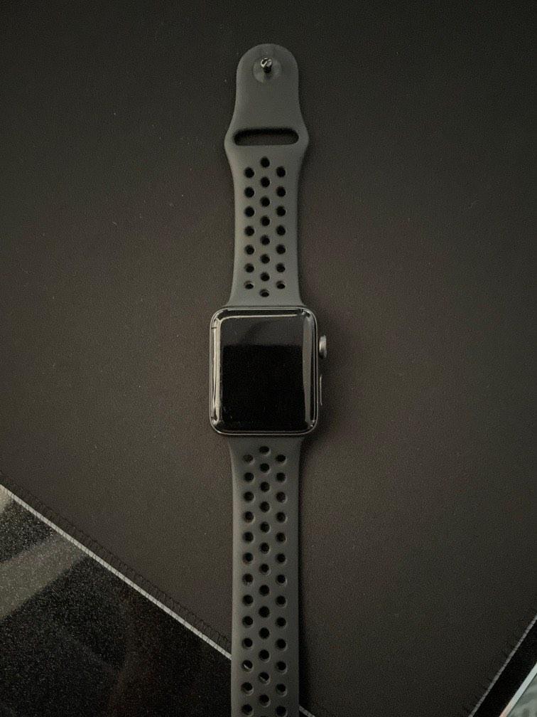 Apple watch series 3 42mm GPS model space grey, Mobile Phones ...