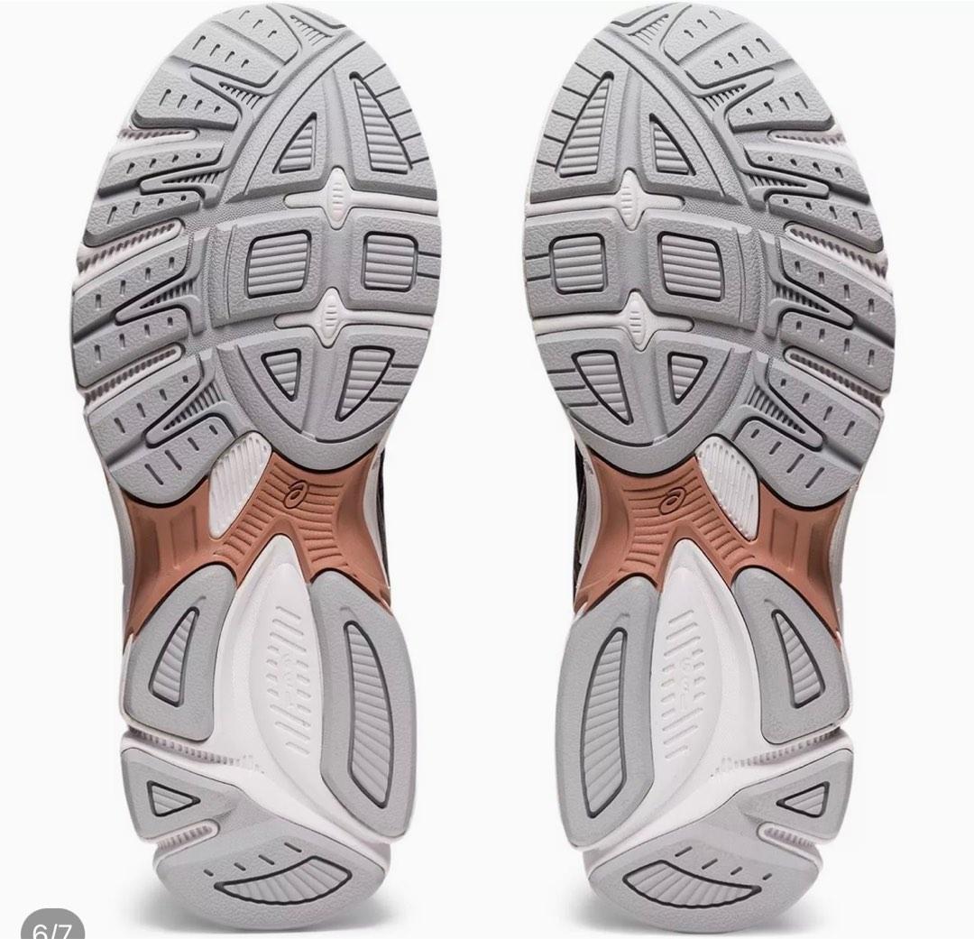 asic turf shoes womens
