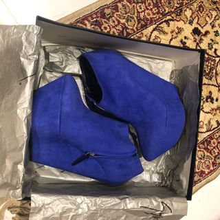 (Category: ) located in . Submitted by NishaSoliano (Listing ID 1187445653, Image 1). Description: .