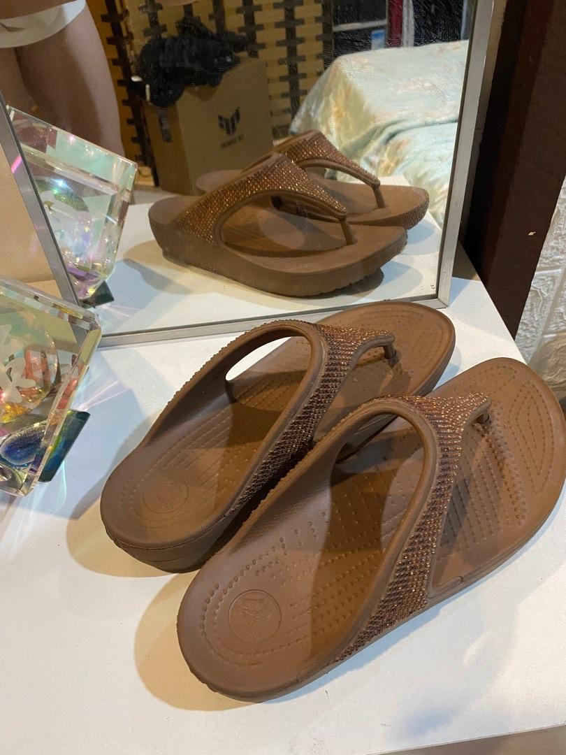 Crocs sandals brown hot sale