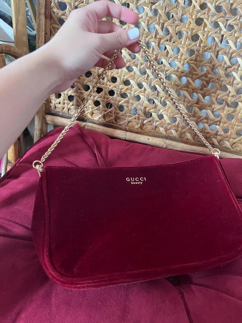 Gucci beauty bag velvet shop