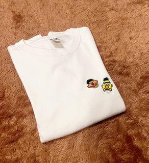Authentic preloved like new uniqlo sweater