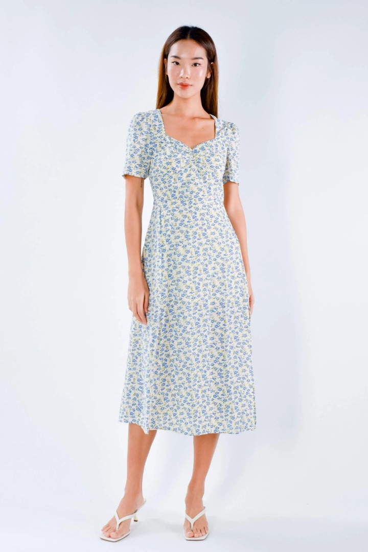 AWE WEN SLEEVED RUCHED DRESS IN BLUE FLORAL