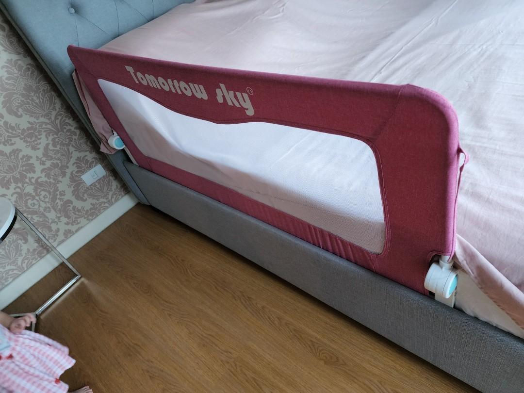 Bed Rail Bed Guards Tomorrow Sky (Category: Bed Guards) located in Manila. Submitted by authenticoutletfindsph (Listing ID 1187428841, Image 1). Description: Tomorrow Sky Plain Design Safety Bed Rail Color Blue 1.8 meters EUC 1000 only! Shopee checkout Gcash.
