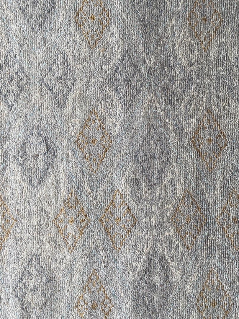 Crate & Barrel modern rug 244x125 cm, Furniture & Home Living, Home