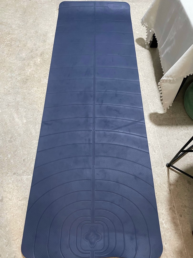 Decathlon Mat, Sports Equipment, Exercise & Fitness, Exercise Mats on