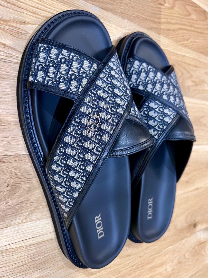 Oblique sandals clearance