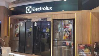 ELECTROLUX SIDE BY SIDE AND FRENCH DOOR INVERTER REFRIGERATOR