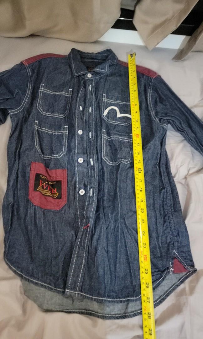 Evisu牛仔裇衫 （分類：T-shirt、恤衫、有領衫）位於 Hong Kong。 由 flycar2004 提交（商品編號 1187403274，圖片 4）。簡介： Evisu牛仔裇衫，M size，修身型，極小著一直長放衣櫃，可面交或順豐到付。
