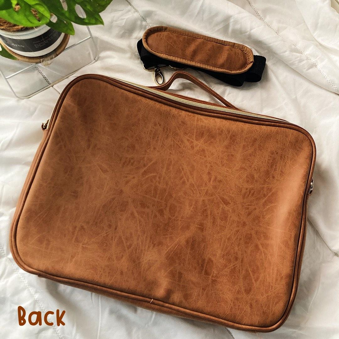 [FREE POSTAGE] TYPO 15 INCH LAPTOP BAGS, Computers & Tech, Parts