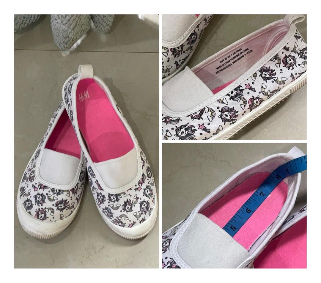 H&M girls sneakers (Category: Babies & Kids Fashion) located in Manila. Submitted by casperbear (Listing ID 1187437420, Image 1). Description: Bought in H&M Denmark 20.5cm.