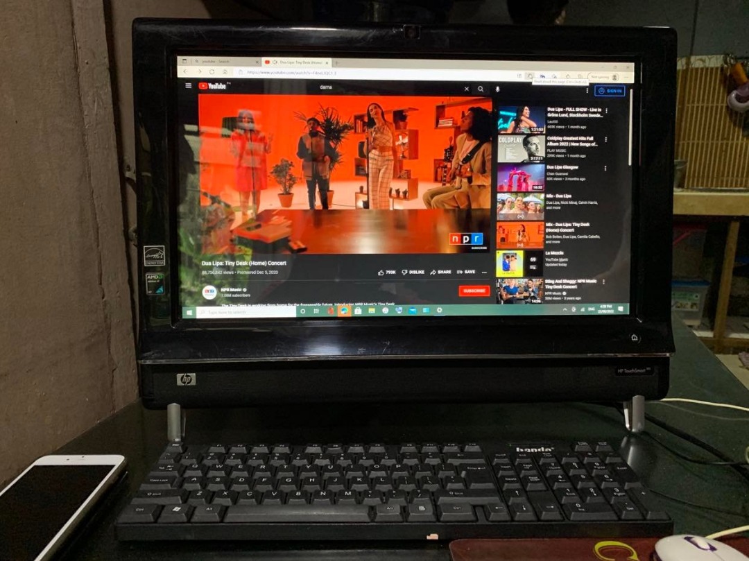 HP TOUCHSCREEN 300 20inch Touchscreen All in one Desktop Computer