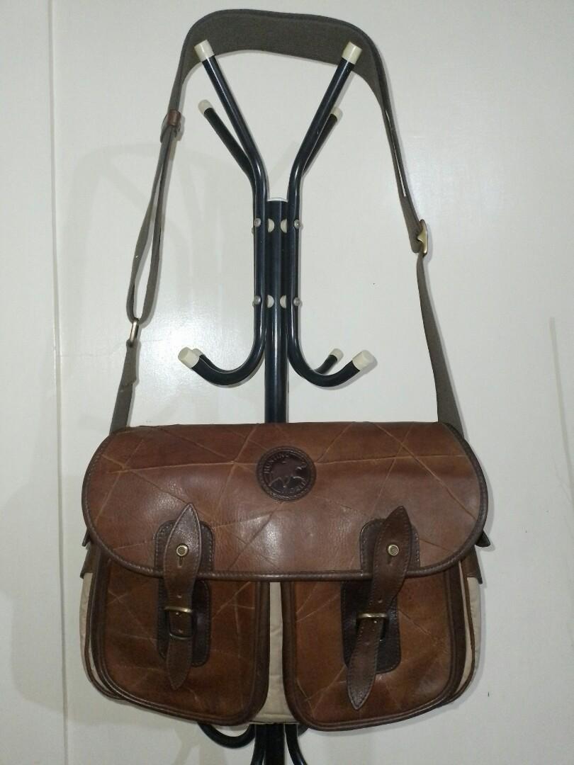 HUNTING WORLD MESSENGER BAG, Luxury, Bags & Wallets on Carousell