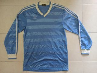 (Category: ) located in . Submitted by MSZ_Football_kits_Store (Listing ID 1187323758, Image 1). Description: .