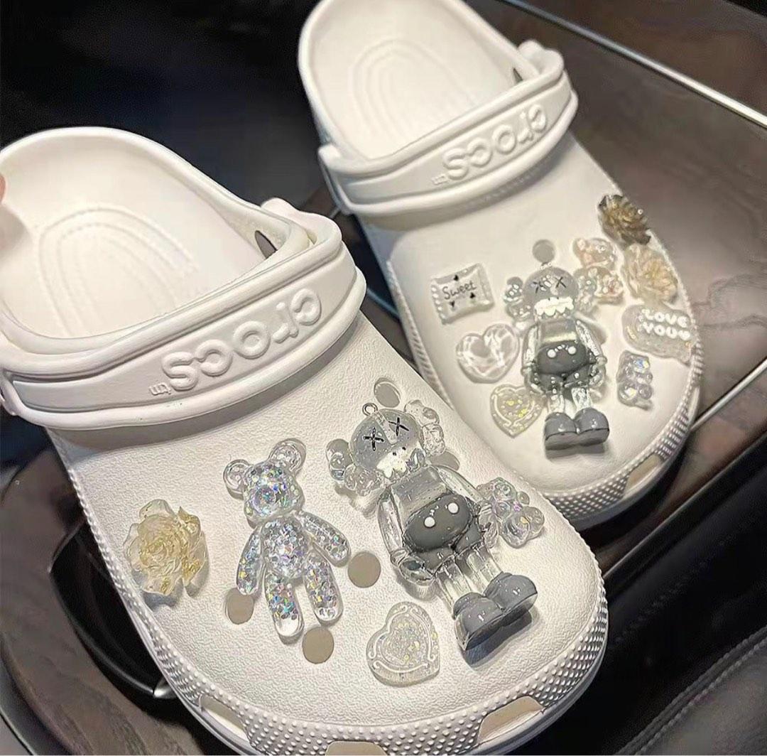 Kaws/Bear Crocs Jibbitz Set, Women's Fashion, Footwear, Sandals on