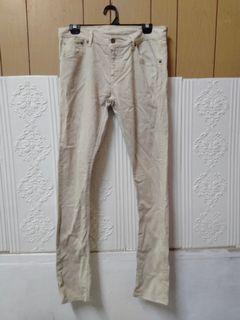 Levi's chinos long pants / seluar panjang / seluar lelaki / seluar perempuan / unisex / long trousers / long pants