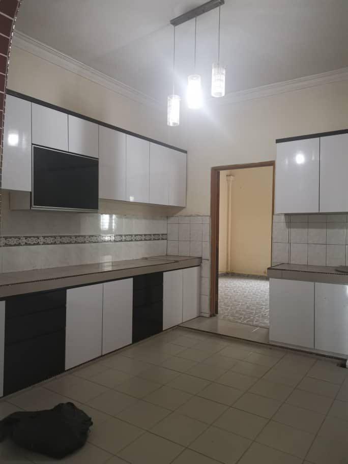 Low Depo / Bungalow Jln Padi Huma / Bandar Baru Uda / Jb Town / 8 bed