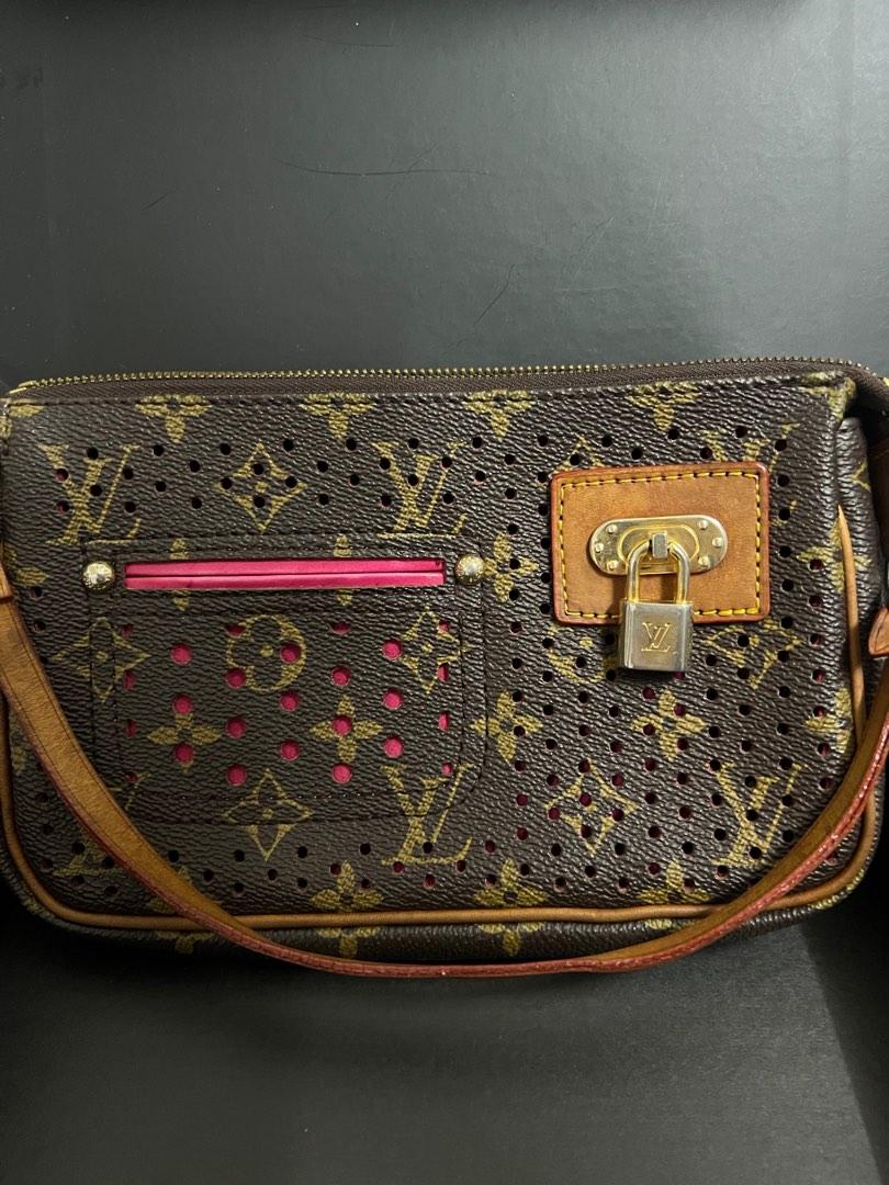 LV Pochette Limited Edition, Women's Fashion, Bags & Wallets