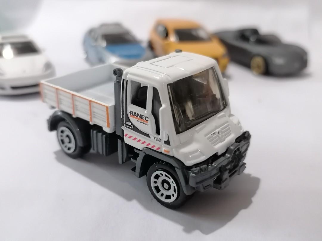 Matchbox mercedes benz unimog top