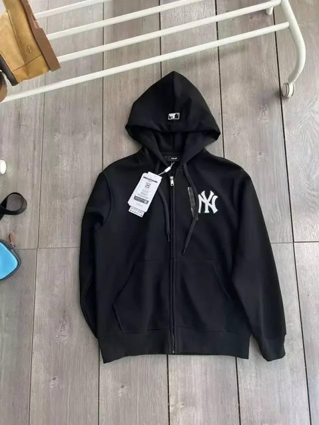New york clearance yankees zippered hoodie