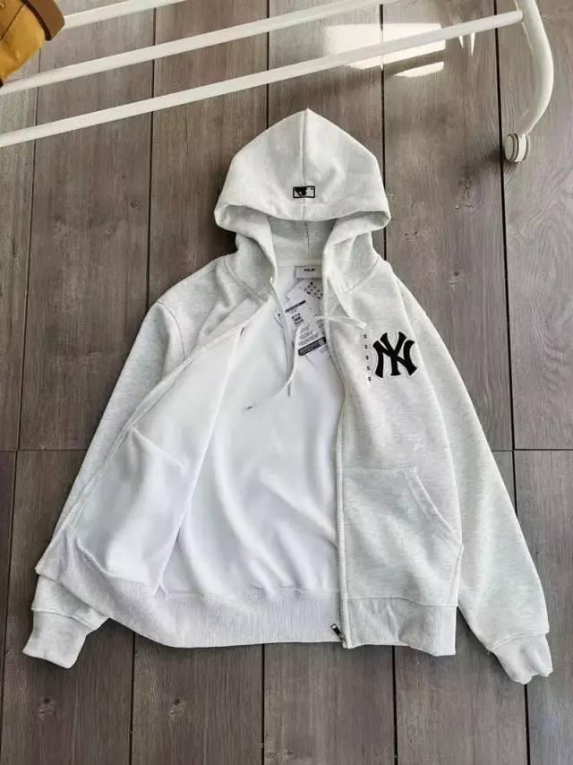 New York Yankees Fashion Colour Logo Hoodie - Womens