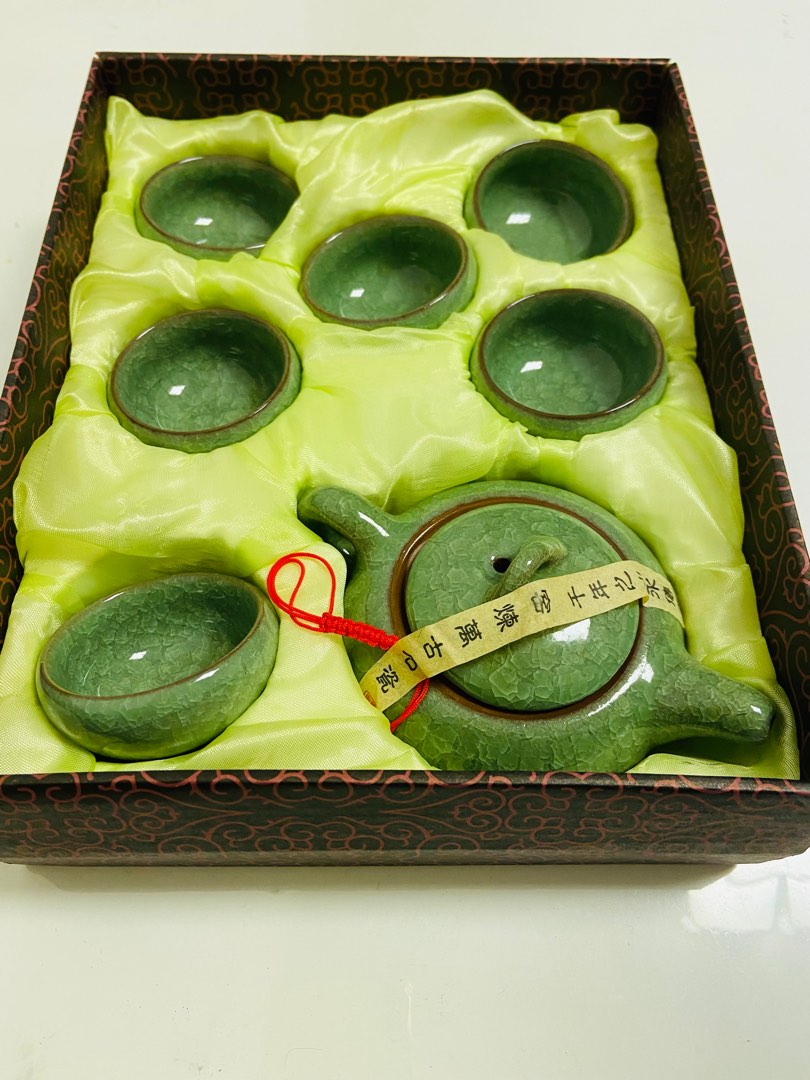 NEW Chinese Tea Set with gift box and carrier, Furniture & Home Living