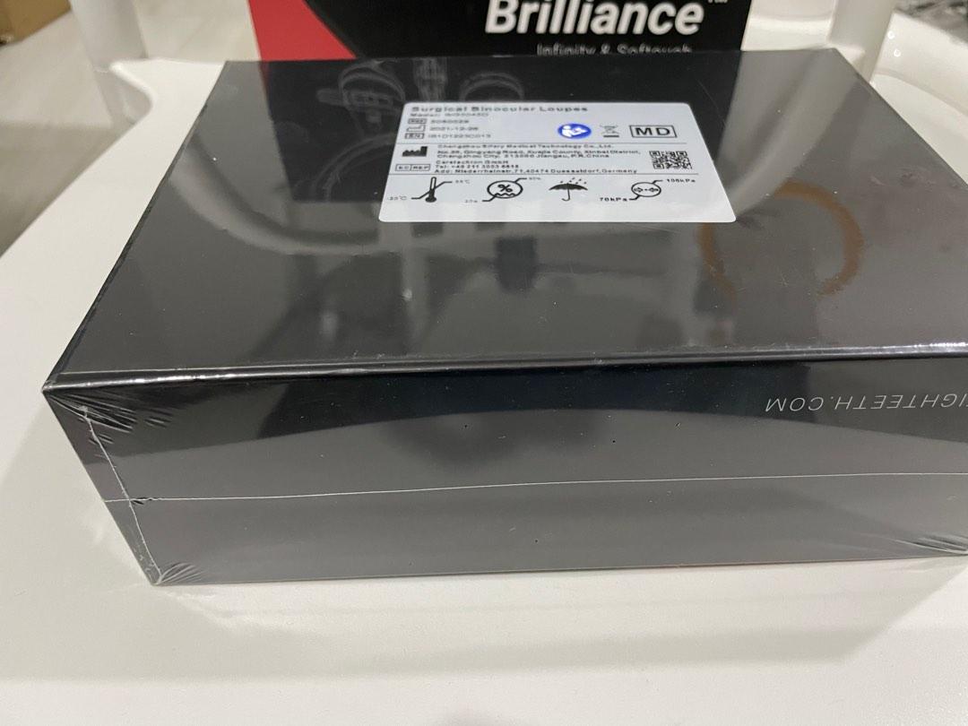 Newly sealed in box dental loupes Eighteeth Brilliance 3.0x, Health