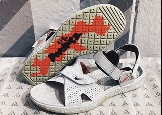 （分類：）位於 。 由 _e_k_i_n 提交（商品編號 1187357445，圖片 1）。簡介： 。