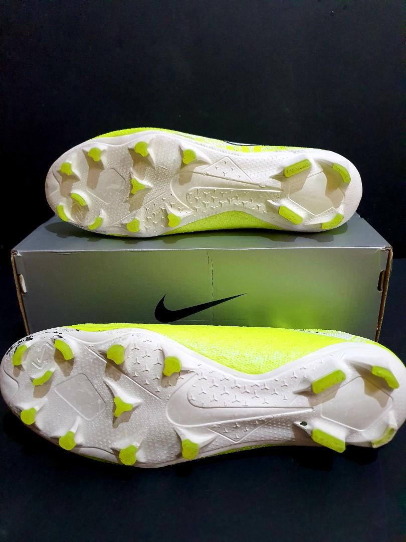 Nike Phantom Vision Elite Dynamic Fit FG Volt Neon Fluorescent KDB Men s Fashion Footwear Boots on Carousell
