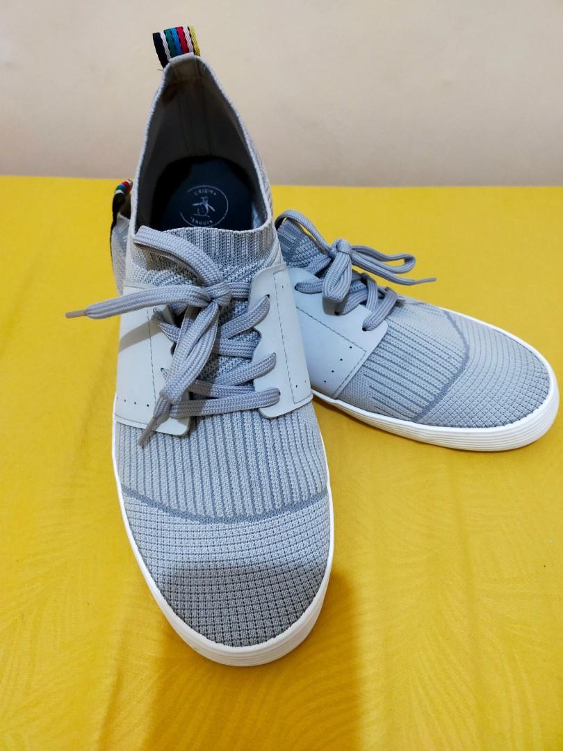 Toms store penguin shoes