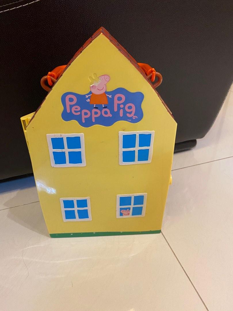 Peppa Pig House, Hobbies & Toys, Toys & Games on Carousell