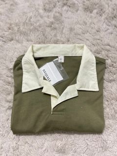 (Category: ) located in . Submitted by crazeforthrift (Listing ID 1187379214, Image 1). Description: .