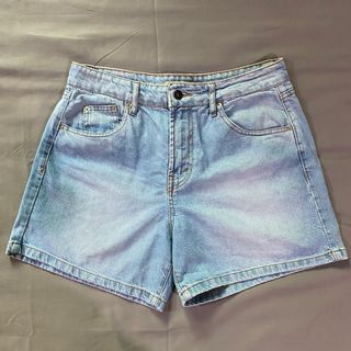 (Category: ) located in . Submitted by shoppatchi (Listing ID 1187333242, Image 1). Description: .
