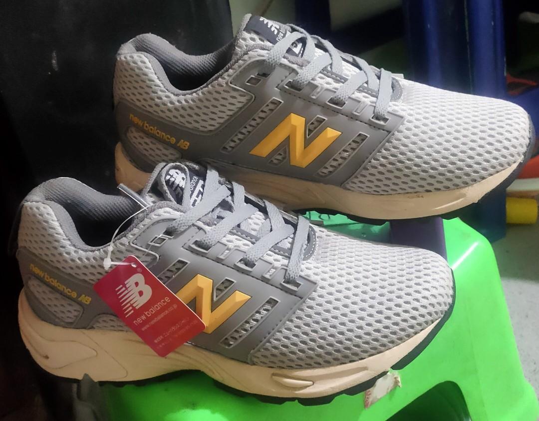Sepatu store nb sneakers
