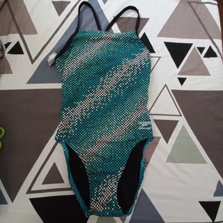 (Category: ) located in . Submitted by hanh25 (Listing ID 1187328427, Image 1). Description: .