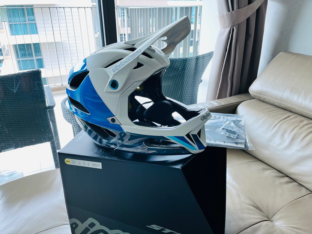 Troy Lee Designs Stage Helmet, Sports Equipment, Bicycles & Parts