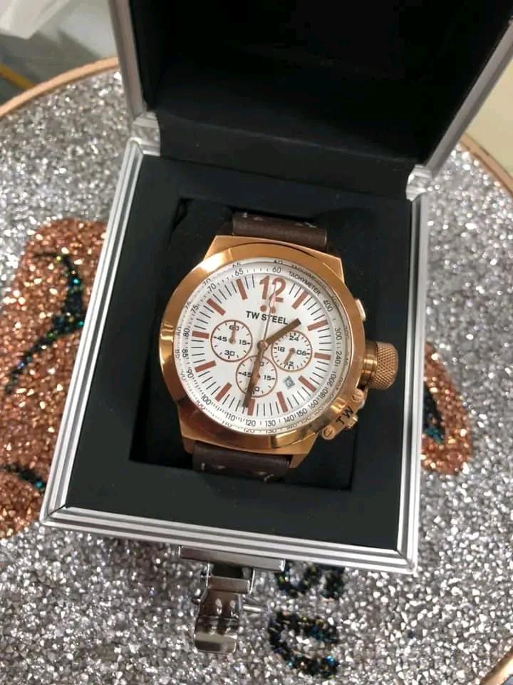 Tw steel ce1019 on sale