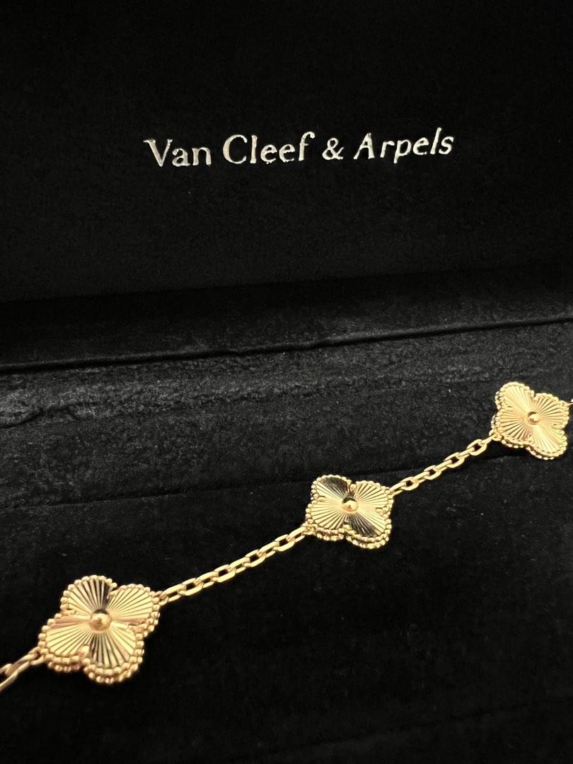 Vca guilloche bracelet discount