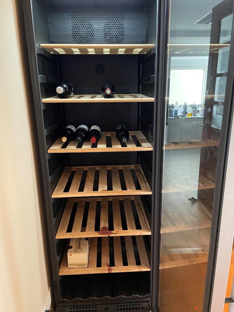 Vestfrost Wine Cooler, TV & Home Appliances, Kitchen Appliances, Wine