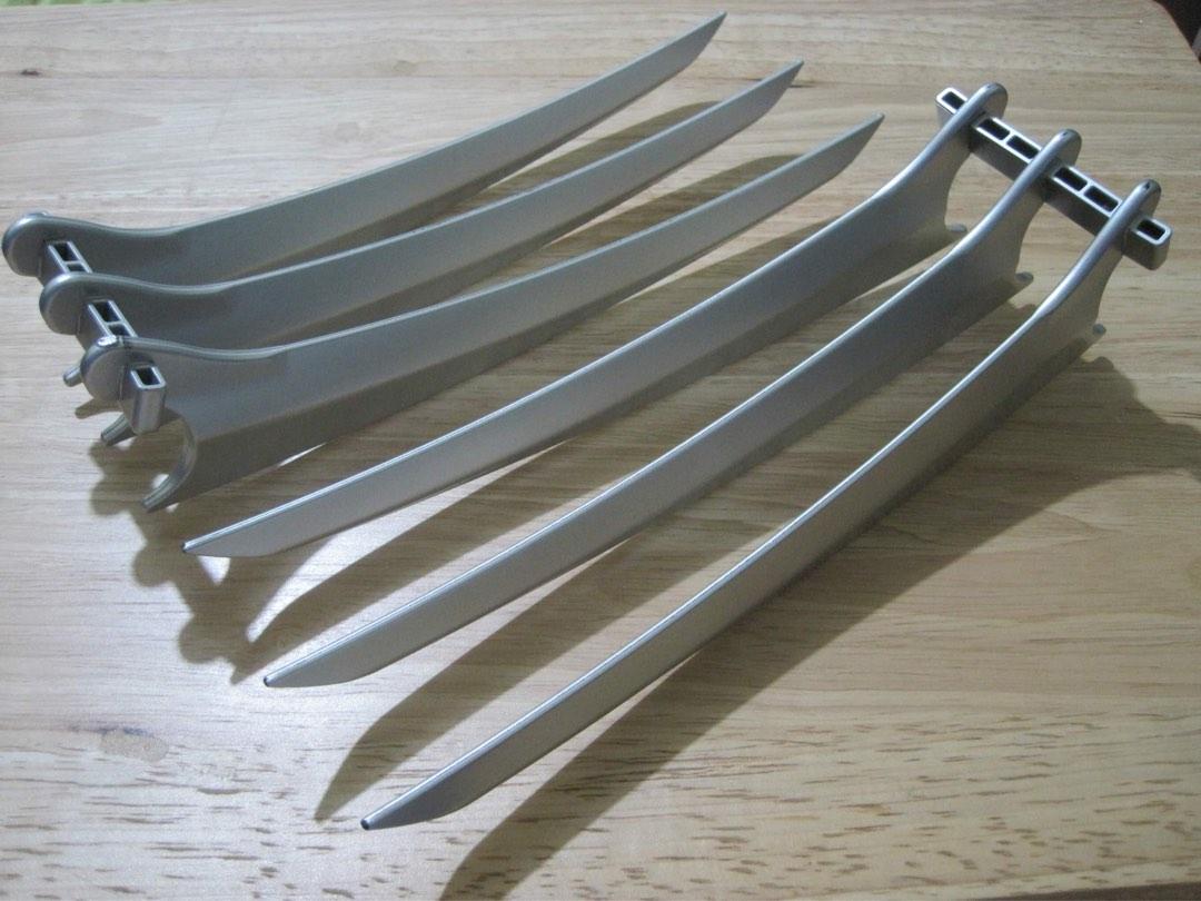 Wolverine Claws Toy, Hobbies & Toys, Toys & Games on Carousell
