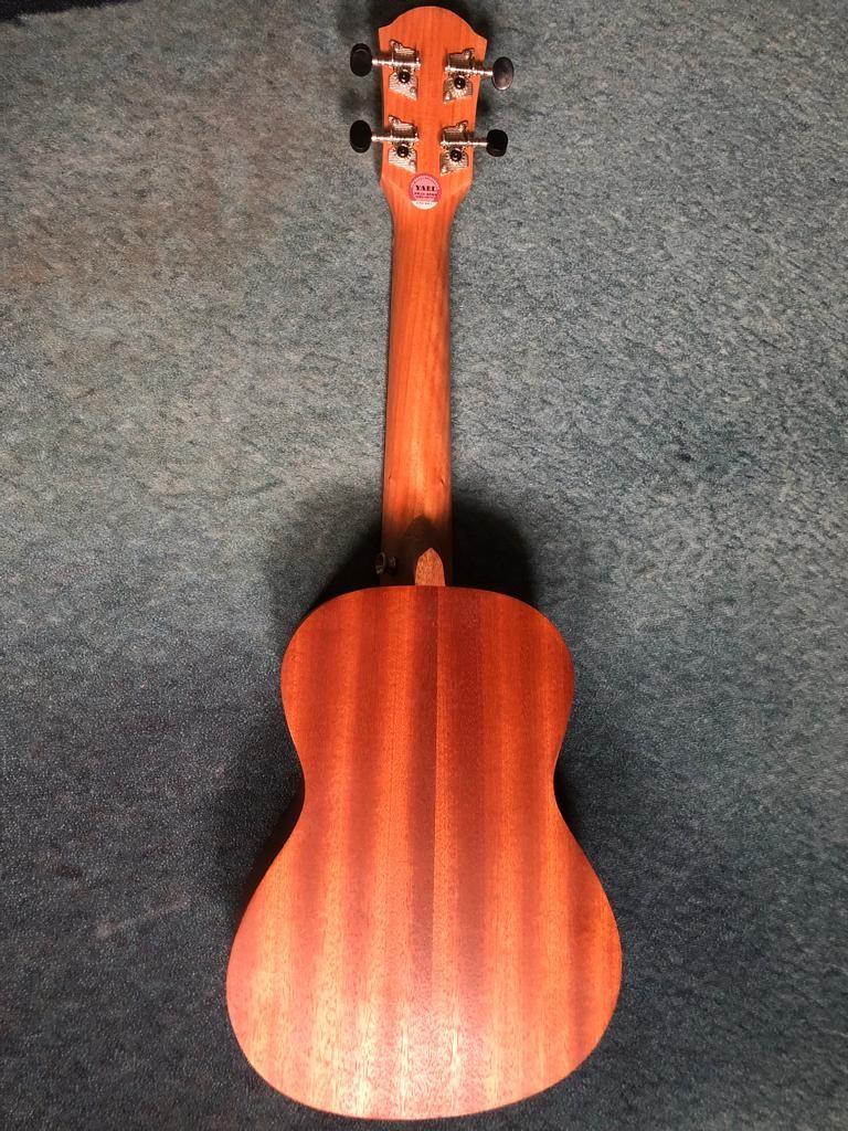 YAEL Ukulele, Hobbies & Toys, Music & Media, Musical Instruments on