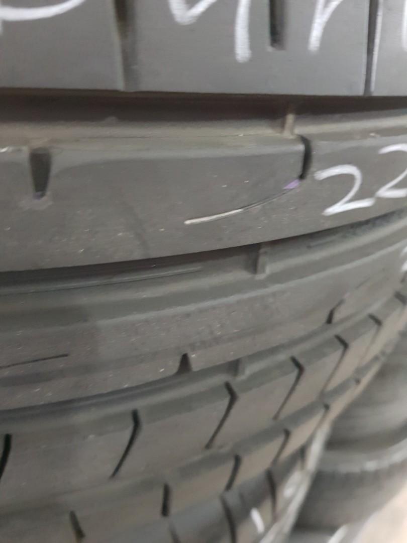 Almost brand new Dunlop Sport Maxx RT2 225 40 18 Tyres, Car Accessories,  Tyres & Rims on Carousell