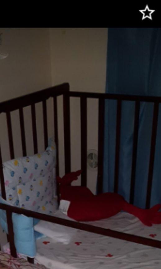Japan made Baby crib, play cot, adjustable 3 heights, old but hardly