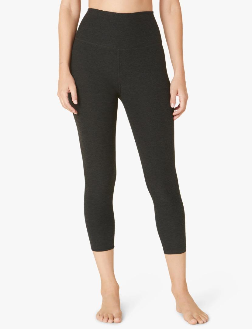 Lucy mid-rise capri legging  Canadian-made women's clothing